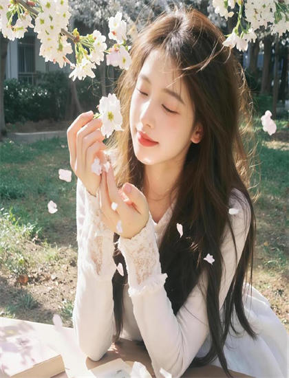 欧美个性高端网名情侣_治愈系恋人免费观看电视剧_的意思美女隆胸手术出血视频